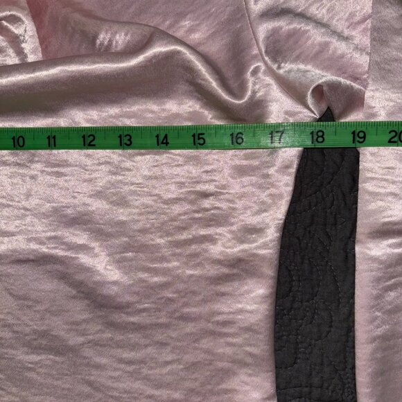 Gorgeous Pink Blouse with Luxurious Satin Finish, Size Small - Picture 7 of 9